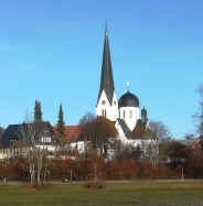 Fischen-Kirche.jpg (120649 Byte)