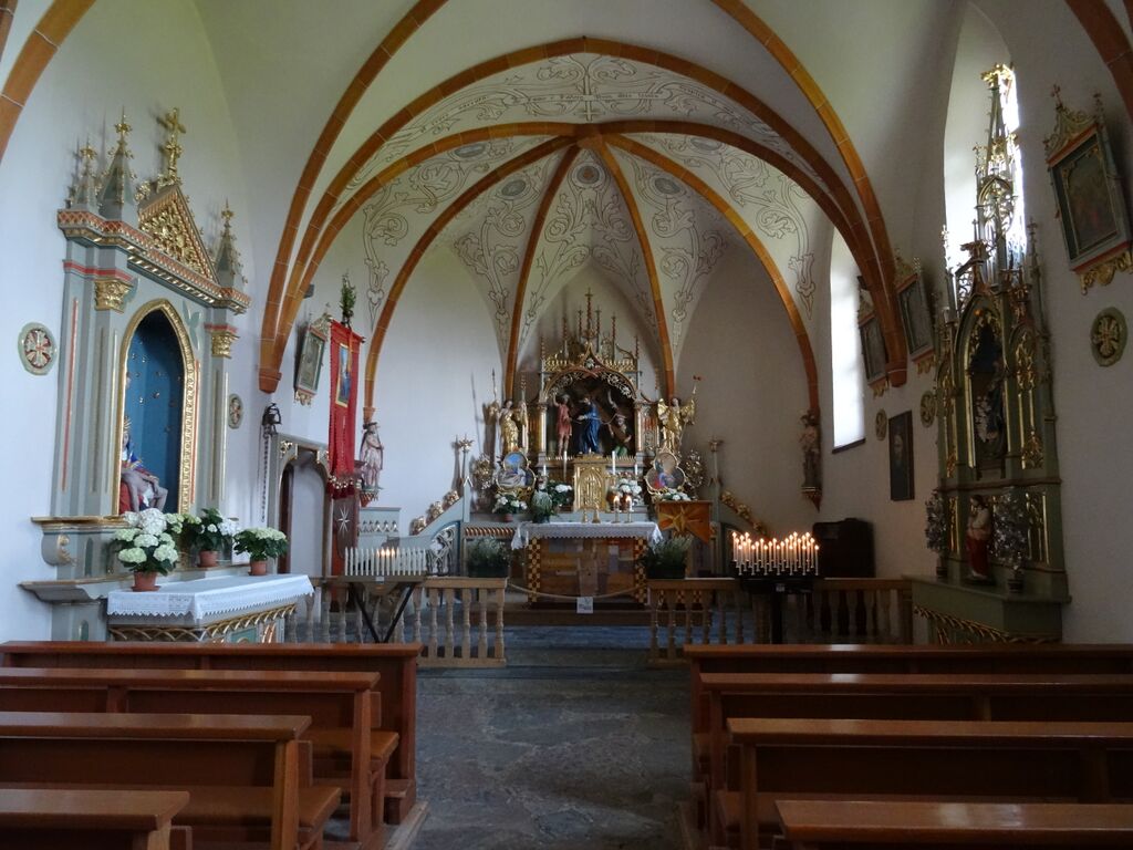 Kreuzkofelkirche Innenansicht