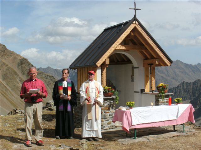 Philipp Albert mit Pfarrer Gnter Emlein und Pater Georg Menke
